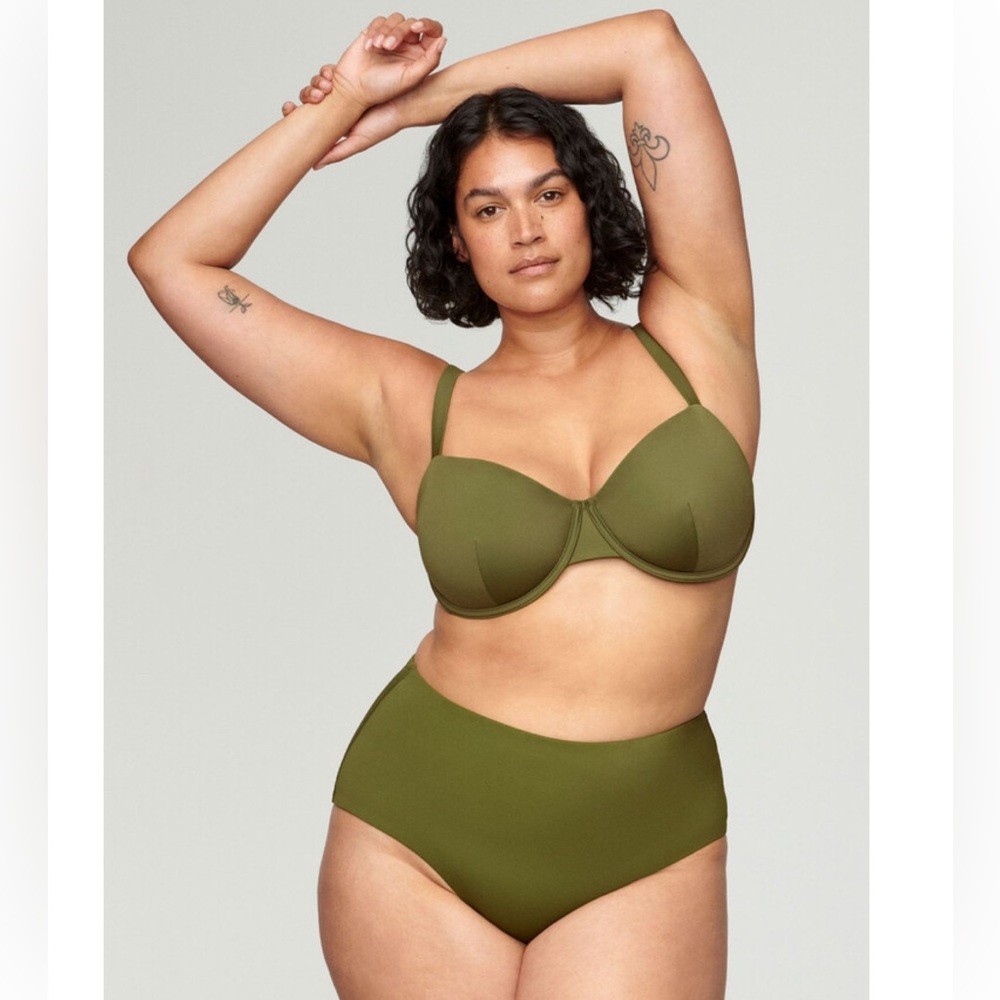 Cuup swim top and bottom never worn